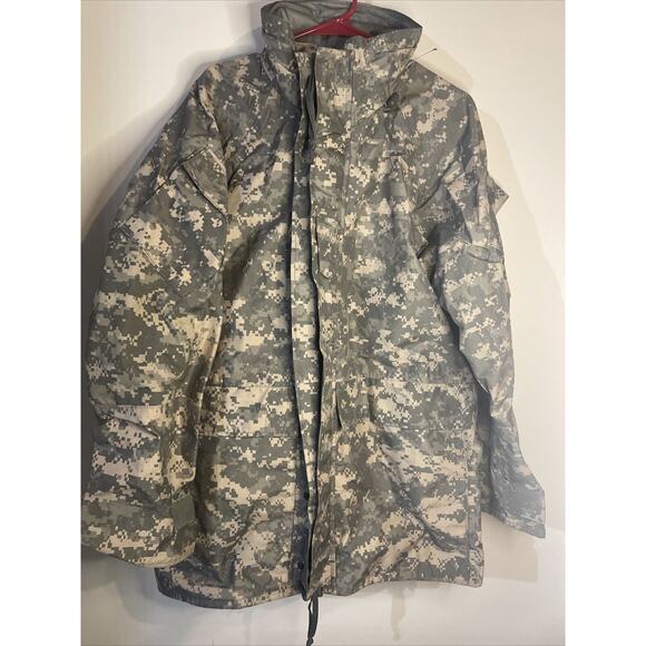 US Military Cold Weather Camouflage Parka Universal Camo Medium Long Gore Tex - Picture 5 of 8